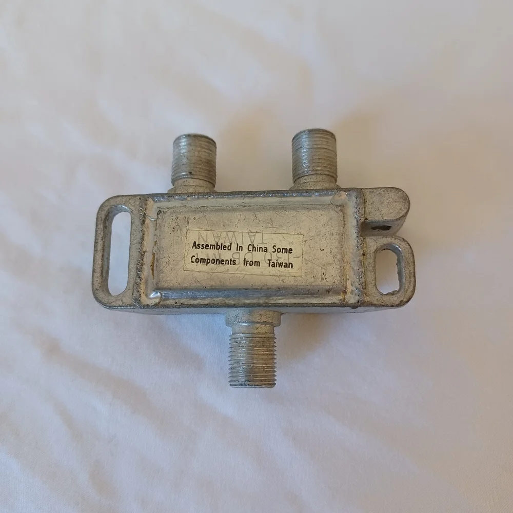 Viewsonics Digital Plus 2-Way Cable TV Coaxial Splitter VSD2WSP